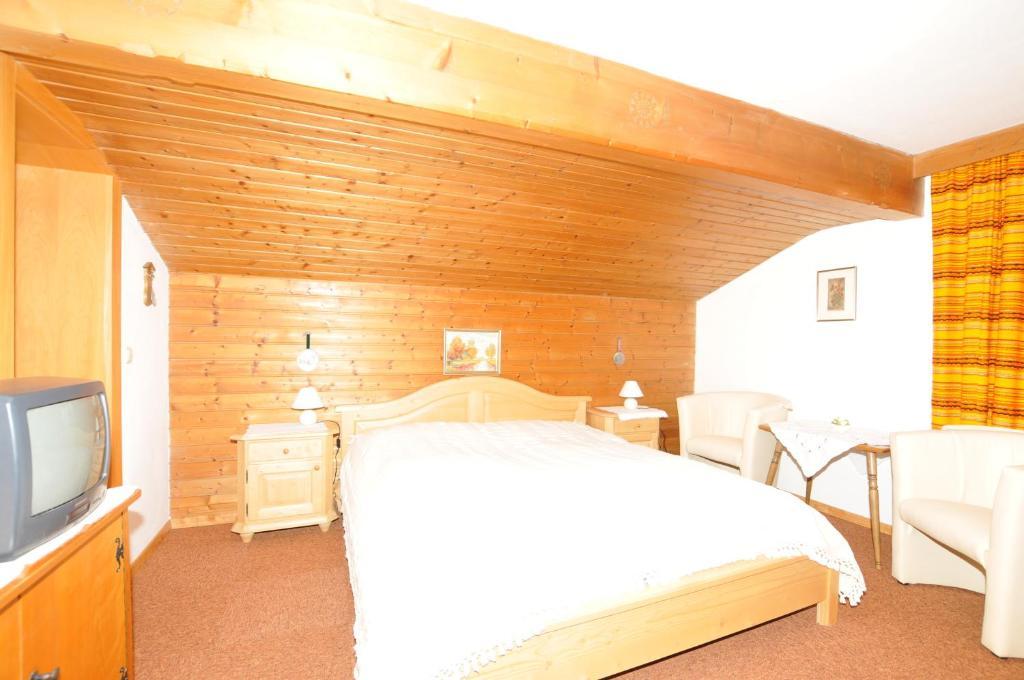 Fruehstueckspension & Appartements Eugenie Kitzbühel Rom bilde